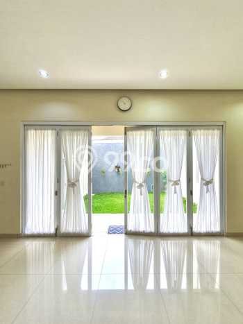 Jual Segera Rumah LT 215m² / LB 260m² di Kawasan Komersial Cilandak, Jakarta Selatan Jual Segera Rumah LT 215m² / LB 260m² di Kawasan Komersial Cilandak, Jakarta Selatan
