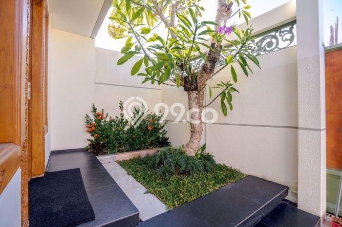 Rumah di Sanur, Dekat Stasiun, 3 KT, LT 250m² Bangunan 240m² Rumah di Sanur, Dekat Stasiun, 3 KT, LT 250m² Bangunan 240m²