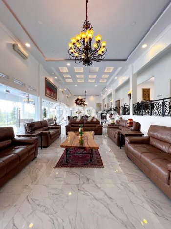 Rumah Elit Modern Tanpa Renovasi di Sentul Bogor Rumah Elit Modern Tanpa Renovasi di Sentul Bogor