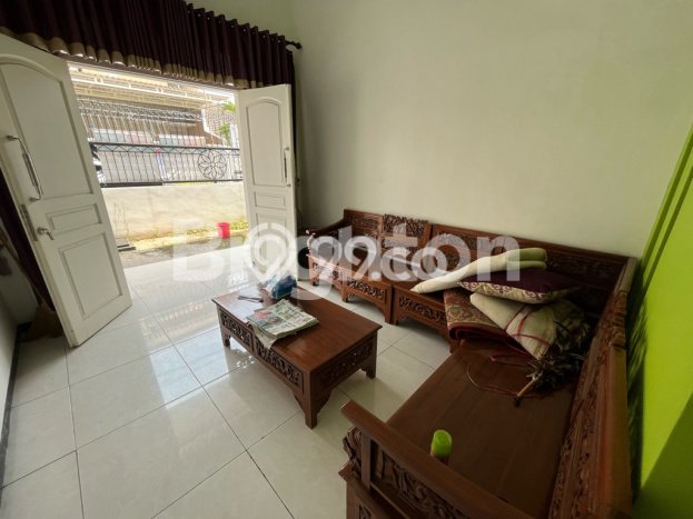 Rumah kawasan Mulyorejo, Surabaya, LT 157m² Bangunan 130m² Rumah kawasan Mulyorejo, Surabaya, LT 157m² Bangunan 130m²