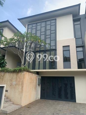 Dijual Rumah 4 KT di BSD, Tangerang - Luas Tanah 220m² Dijual Rumah 4 KT di BSD, Tangerang - Luas Tanah 220m²