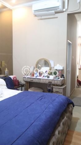 Hunian Cantik Modern Lb 155m2 di Duren Sawit, Jakarta Timur Hunian Cantik Modern Lb 155m2 di Duren Sawit, Jakarta Timur