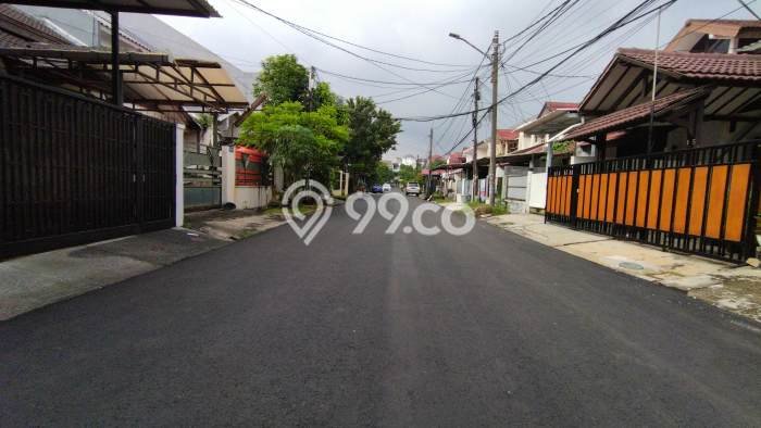 Properti Nyaman 3 KT Luas Tanah 161m² di Kembangan, Jakarta Barat Properti Nyaman 3 KT Luas Tanah 161m² di Kembangan, Jakarta Barat