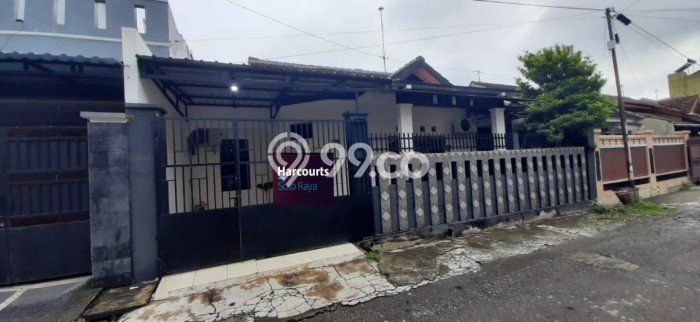 Rumah Asri di Colomadu, Solo, LT 135m² Bangunan 110m² Rumah Asri di Colomadu, Solo, LT 135m² Bangunan 110m²