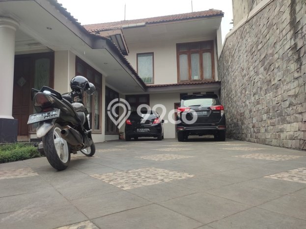 Dijual Rumah Premium dengan Fasilitas Sekitar Komplit di Ciputat Timur, Tangerang Selatan Dijual Rumah Premium dengan Fasilitas Sekitar Komplit di Ciputat Timur, Tangerang Selatan