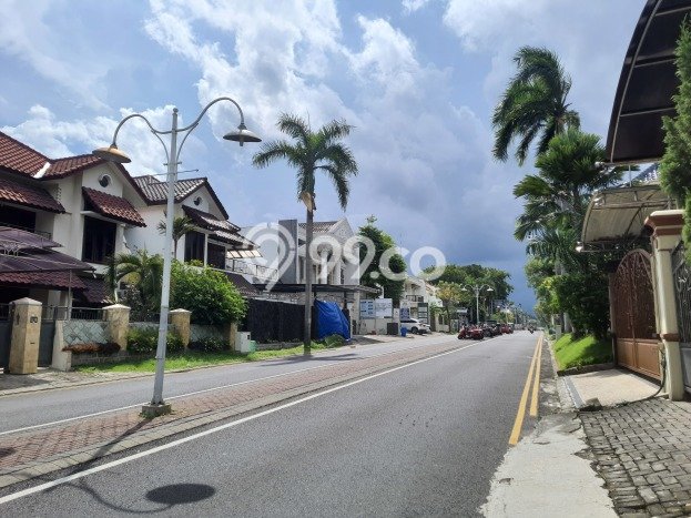 Rumah Elit Modern Siap Huni di Citraland Surabaya Rumah Elit Modern Siap Huni di Citraland Surabaya