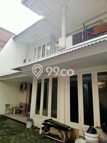 Rumah Terawat area Lebak Bulus, Jakarta Selatan, LT 292m², Luas Bangunan 250m² Rumah Terawat area Lebak Bulus, Jakarta Selatan, LT 292m², Luas Bangunan 250m²