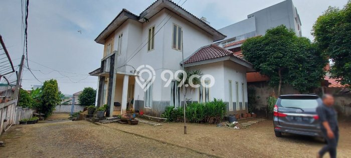 Hunian Mewah Dijual LT 1010m2 di Ciputat, Tangerang Selatan Hunian Mewah Dijual LT 1010m2 di Ciputat, Tangerang Selatan