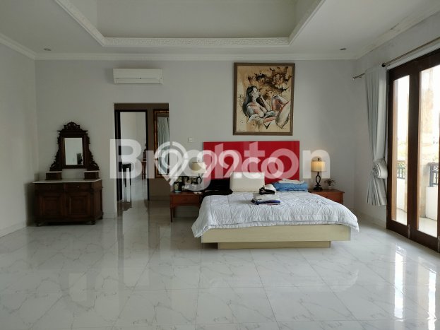 Rumah Elit Modern Siap Huni di Seminyak Badung Rumah Elit Modern Siap Huni di Seminyak Badung