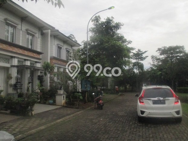 Jual Rumah Mewah Megah Dengan View Cantik di BSD, Tangerang Jual Rumah Mewah Megah Dengan View Cantik di BSD, Tangerang