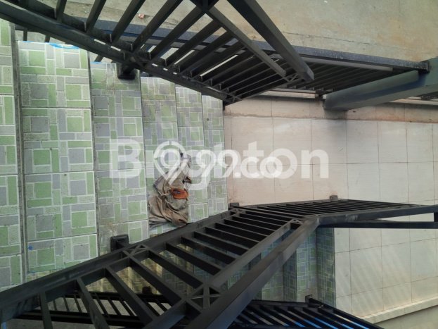 Ready to Use! Luxury House LT 450m2 Desain Elegan di Sepinggan Ready to Use! Luxury House LT 450m2 Desain Elegan di Sepinggan