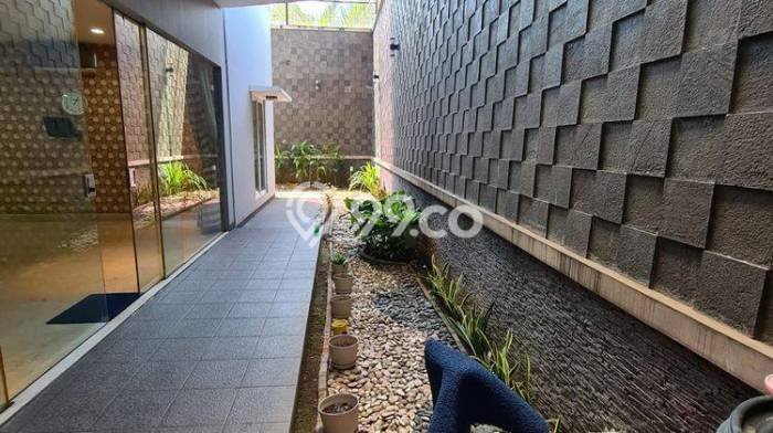 Rumah 5 KT 5 KM di Area Premium Pantai Indah Kapuk, Jakarta Utara Rumah 5 KT 5 KM di Area Premium Pantai Indah Kapuk, Jakarta Utara
