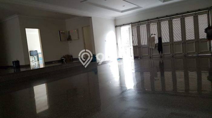 Hunian Asri 5 KT di Pantai Mutiara, Jakarta Utara - Luas Tanah 550m² Hunian Asri 5 KT di Pantai Mutiara, Jakarta Utara - Luas Tanah 550m²
