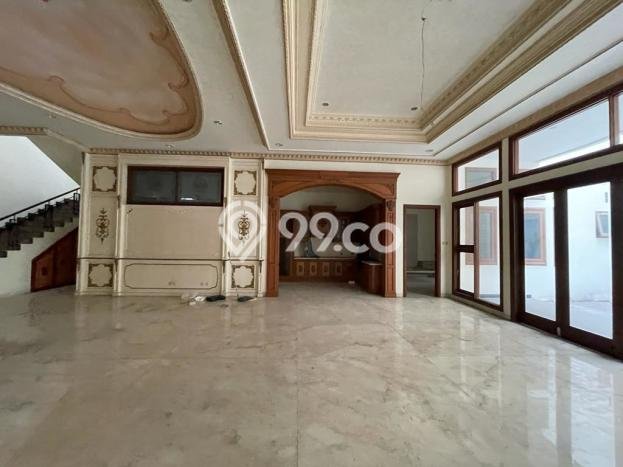 Kesempatan Memiliki Properti di Pusat Kota Pantai Indah Kapuk, Jakarta Utara - LT 540m² Kesempatan Memiliki Properti di Pusat Kota Pantai Indah Kapuk, Jakarta Utara - LT 540m²