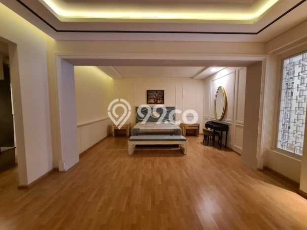PROPERTI UNGGULAN! Rumah Strategis di Pluit, LT 200m² Bangunan 660m² PROPERTI UNGGULAN! Rumah Strategis di Pluit, LT 200m² Bangunan 660m²