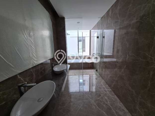 Rumah Elit Modern Siap Huni di Pantai Indah Kapuk Jakarta Utara Rumah Elit Modern Siap Huni di Pantai Indah Kapuk Jakarta Utara