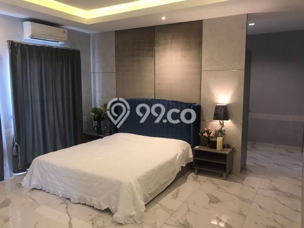 Jual Rumah Mewah Megah Dengan View Eksklusif di Bintaro, Jakarta Selatan Jual Rumah Mewah Megah Dengan View Eksklusif di Bintaro, Jakarta Selatan