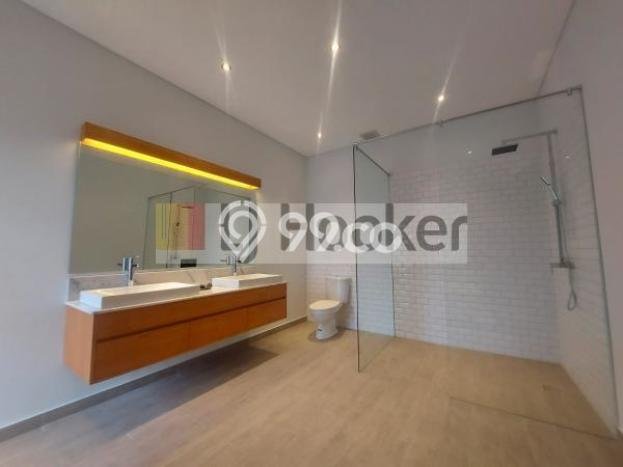 Rumah Akses Mudah area Ungasan, Badung, LT 336m² LB 253m² Rumah Akses Mudah area Ungasan, Badung, LT 336m² LB 253m²