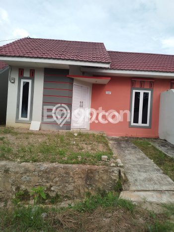 Jual Rumah Murah Meriah Balikpapan Utara Punya 2 KT & LT 96m2 Jual Rumah Murah Meriah Balikpapan Utara Punya 2 KT & LT 96m2
