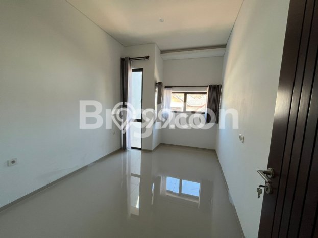 Dijual Cepat Rumah 3 KT 3 KM di Rungkut, Surabaya Dijual Cepat Rumah 3 KT 3 KM di Rungkut, Surabaya