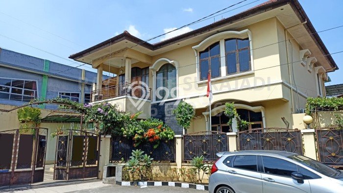 Dijual Rumah Premium dengan Fasilitas Sekitar Lengkap di Arcamanik, Bandung Dijual Rumah Premium dengan Fasilitas Sekitar Lengkap di Arcamanik, Bandung