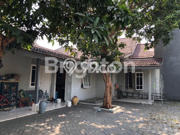 Jual Rumah Favorit Siap Huni LB 250m2 di Sidoarjo, Sidoarjo Jual Rumah Favorit Siap Huni LB 250m2 di Sidoarjo, Sidoarjo