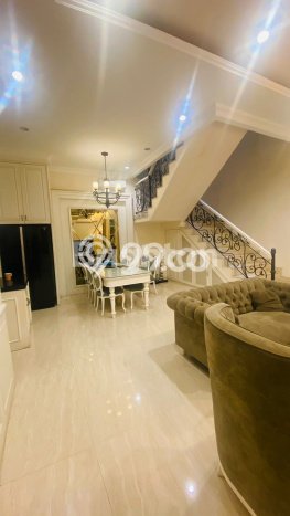 Rumah Area Strategis kawasan Sunter, Jakarta Utara, LT 126m² Bangunan 266m² Rumah Area Strategis kawasan Sunter, Jakarta Utara, LT 126m² Bangunan 266m²