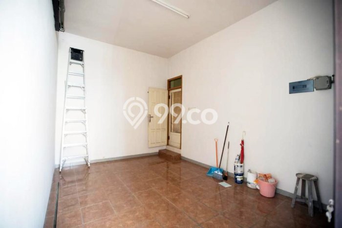 HARGA SPECIAL! Rumah Asri di Mulyorejo, Luas 144m2m² LB 200m2m² HARGA SPECIAL! Rumah Asri di Mulyorejo, Luas 144m2m² LB 200m2m²