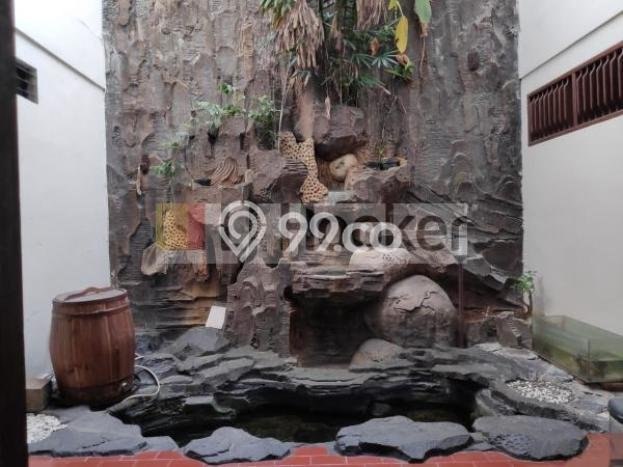 Siap Huni Hunian Elit 5 Kamar di Kebon Jeruk Dekat ke Mana Pun Siap Huni Hunian Elit 5 Kamar di Kebon Jeruk Dekat ke Mana Pun
