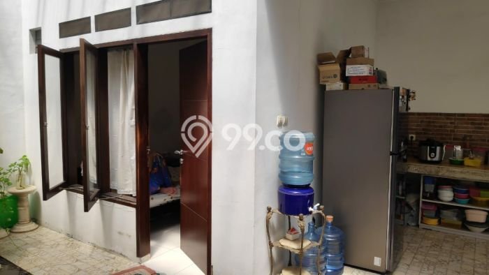 Jual Rumah Strategis Bagus Punya 4 KT di Antapani Bandung SHM Jual Rumah Strategis Bagus Punya 4 KT di Antapani Bandung SHM