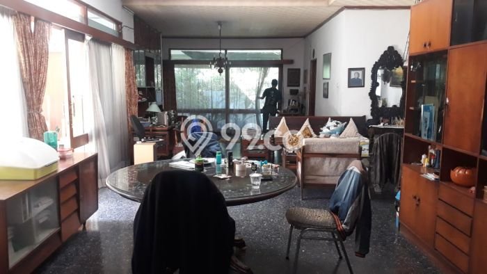Rumah Elit Modern Siap Huni di Ciumbuleuit Bandung Rumah Elit Modern Siap Huni di Ciumbuleuit Bandung