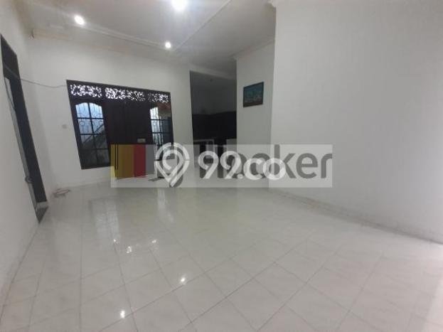 Disewakan rumah area perumahan lokasi strategis dekat dengan fasilitas publik Canggu Area lokasi di area Tibubeneng Disewakan rumah area perumahan lokasi strategis dekat dengan fasilitas publik Canggu Area lokasi di area Tibubeneng