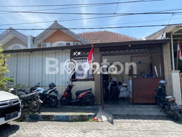 Rumah Strategis Minimalis Lb 120m2 di Rungkut, Surabaya Rumah Strategis Minimalis Lb 120m2 di Rungkut, Surabaya