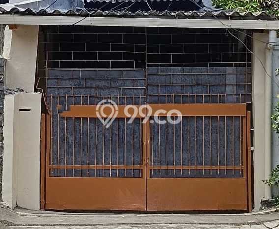 Jual Rumah Luas Megah Dengan View Eksklusif di Salemba, Jakarta Pusat Jual Rumah Luas Megah Dengan View Eksklusif di Salemba, Jakarta Pusat