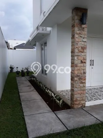 Rumah area Pakuan, 4 KM, Akses Rumah Sakit, Luas 216m² Bangunan 200m² Rumah area Pakuan, 4 KM, Akses Rumah Sakit, Luas 216m² Bangunan 200m²