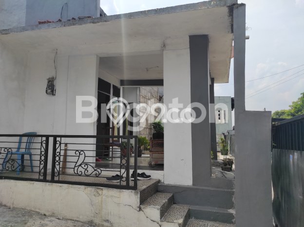 Jual Rumah Bagus Siap Huni LB 140m2 di Cimanggis, Depok Jual Rumah Bagus Siap Huni LB 140m2 di Cimanggis, Depok