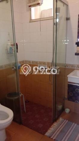 Rumah Strategis 4 Kamar Tidur dan 3 Kamar Mandi di Sawangan, Dekat Pusat Kota, Depok Rumah Strategis 4 Kamar Tidur dan 3 Kamar Mandi di Sawangan, Dekat Pusat Kota, Depok