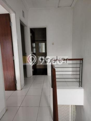 For Sale Rumah 4 Kamar Lokasi Ideal Nyaman dan Strategis di Sawangan For Sale Rumah 4 Kamar Lokasi Ideal Nyaman dan Strategis di Sawangan
