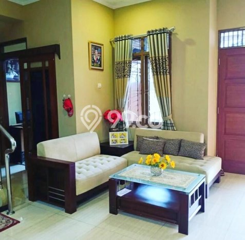 Rumah Mewah LT 164m² / LB 300m² di Kawasan Nyaman Turangga, Bandung Rumah Mewah LT 164m² / LB 300m² di Kawasan Nyaman Turangga, Bandung