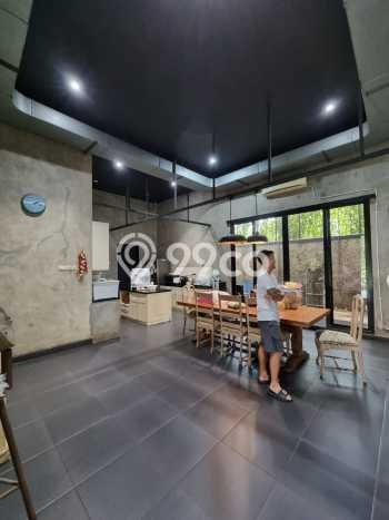 For Sale! Luxury House LT 383m2 Desain Modern di Alam Sutera For Sale! Luxury House LT 383m2 Desain Modern di Alam Sutera