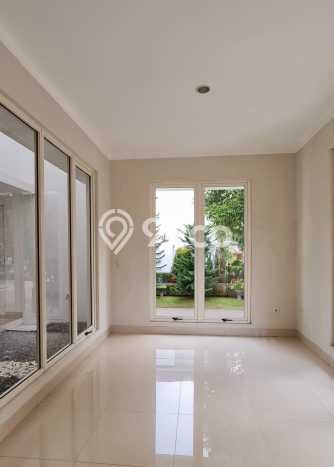 Ready to Use! Premium House LT 254m2 Desain Elegan di Bintaro Ready to Use! Premium House LT 254m2 Desain Elegan di Bintaro