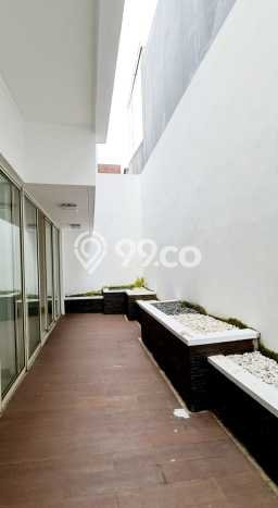 Ready to Use! Premium House LT 254m2 Desain Elegan di Bintaro Ready to Use! Premium House LT 254m2 Desain Elegan di Bintaro
