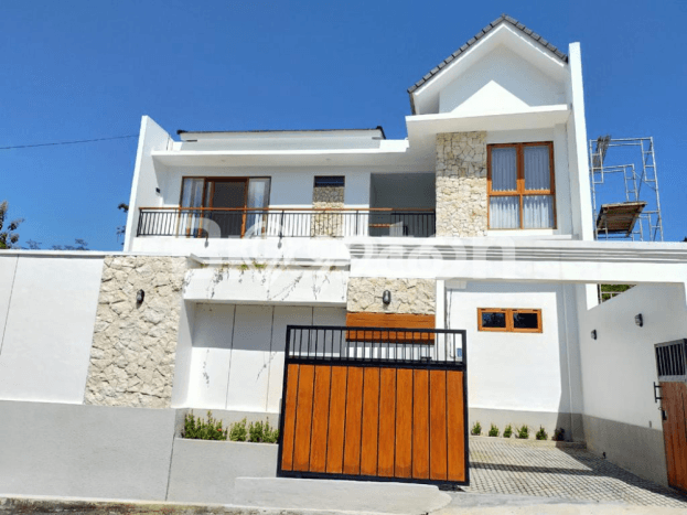 Rumah Bagus kawasan Bukit, Badung, Luas 150m² Bangunan 148m² DIJUAL CEPAT! Rumah Bagus kawasan Bukit, Badung, Luas 150m² Bangunan 148m² DIJUAL CEPAT!