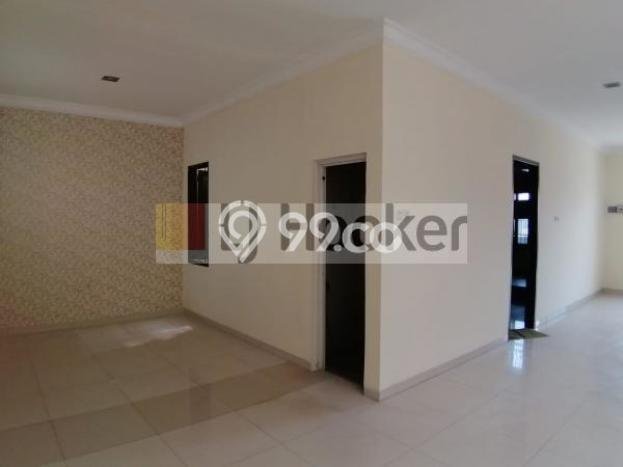 Rumah di Palmerah, 5 KT, Area Asri, LT 180m² LB 431m² Rumah di Palmerah, 5 KT, Area Asri, LT 180m² LB 431m²