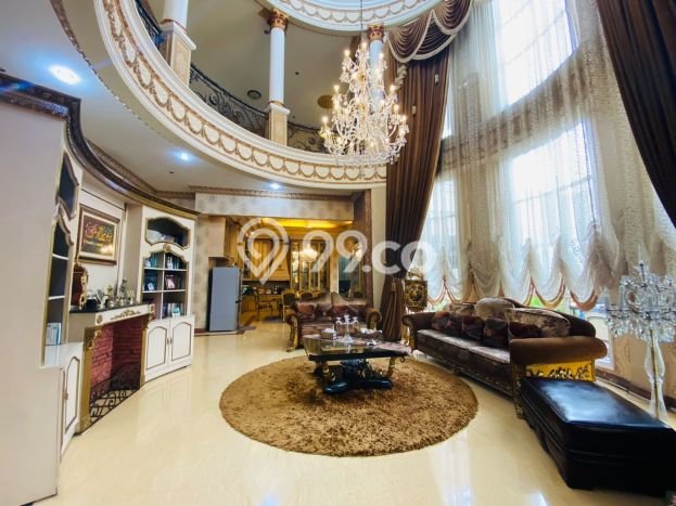 Rumah Mewah Dijual LT 763m2 di Duren Sawit, Jakarta Timur Rumah Mewah Dijual LT 763m2 di Duren Sawit, Jakarta Timur