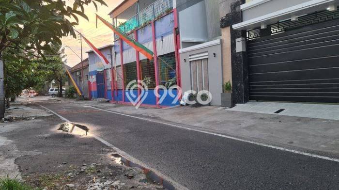 Rumah Eksklusif Dijual LT 150m2 di Banjarsari, Solo Rumah Eksklusif Dijual LT 150m2 di Banjarsari, Solo