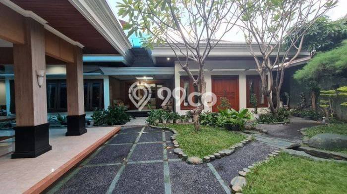 Siap Huni Rumah Mewah 3 Kamar di Laweyan Dekat ke Mana Saja Siap Huni Rumah Mewah 3 Kamar di Laweyan Dekat ke Mana Saja