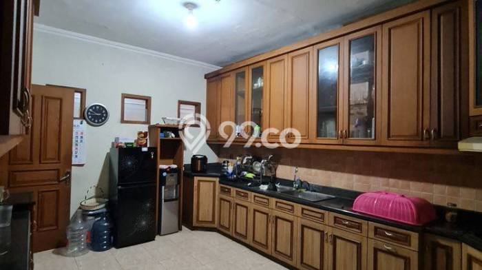 Siap Huni Rumah Mewah 3 Kamar di Laweyan Dekat ke Mana Saja Siap Huni Rumah Mewah 3 Kamar di Laweyan Dekat ke Mana Saja