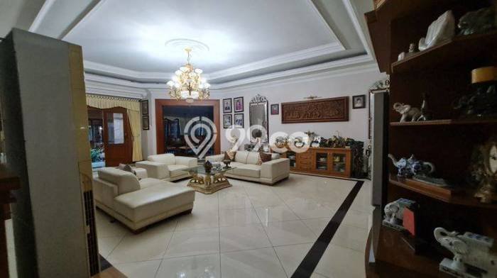 Siap Huni Rumah Mewah 3 Kamar di Laweyan Dekat ke Mana Saja Siap Huni Rumah Mewah 3 Kamar di Laweyan Dekat ke Mana Saja