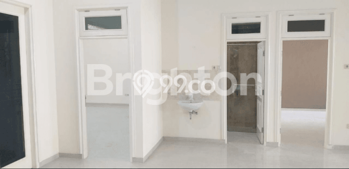 DIJUAL CEPAT! Rumah Modern di Sukolilo, Surabaya, LT 300m² Bangunan 300m² BISA KPR! DIJUAL CEPAT! Rumah Modern di Sukolilo, Surabaya, LT 300m² Bangunan 300m² BISA KPR!